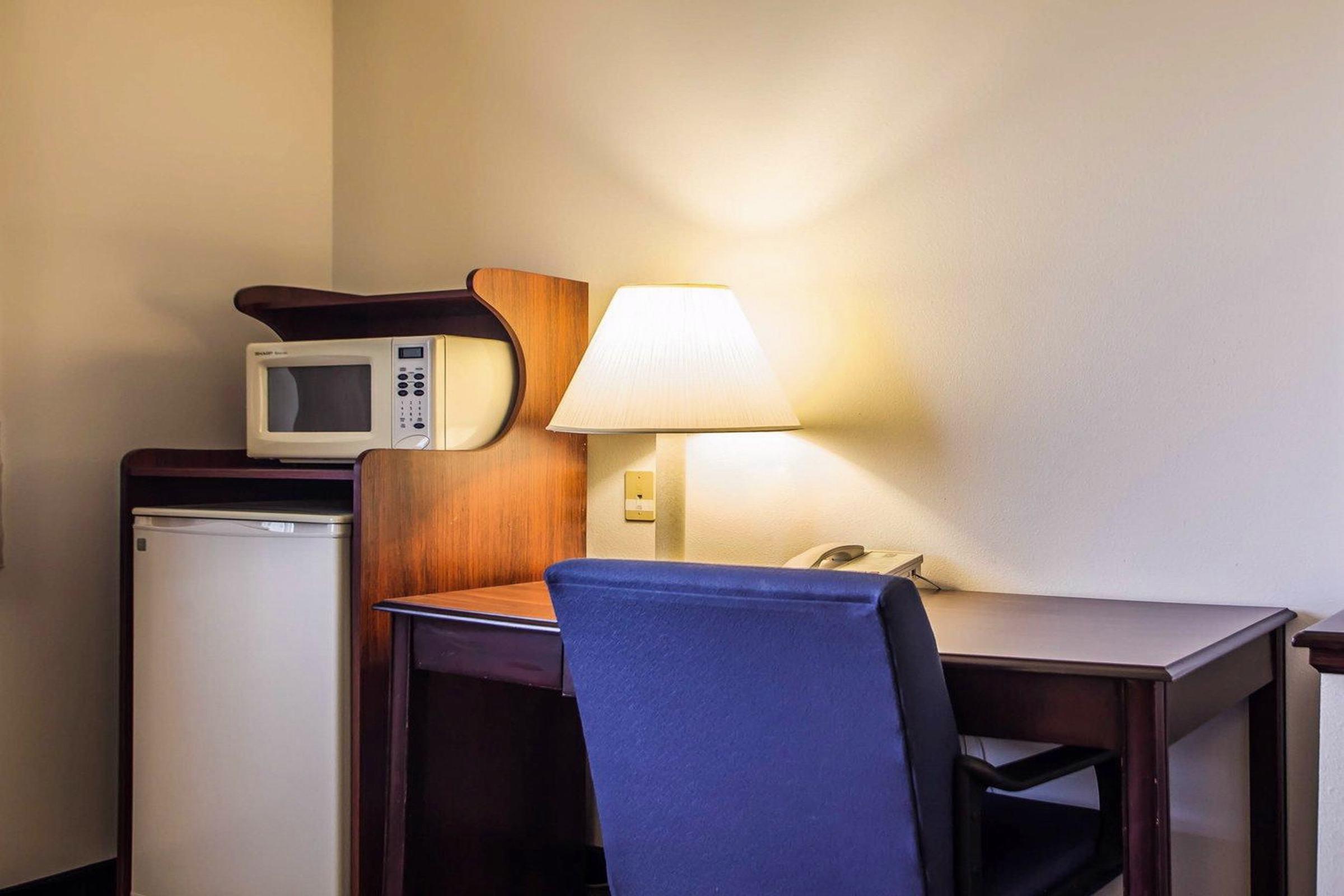 Quality Inn & Suites Eldridge Davenport North Екстер'єр фото